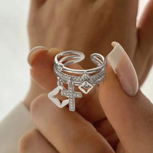 NEW‼️Adjustable Elegant Charm Ring+Gift Box 🎁 - Picture 2 of 5